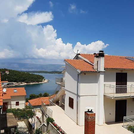 Jelsa Blue Sea View Apartment ภายนอก รูปภาพ