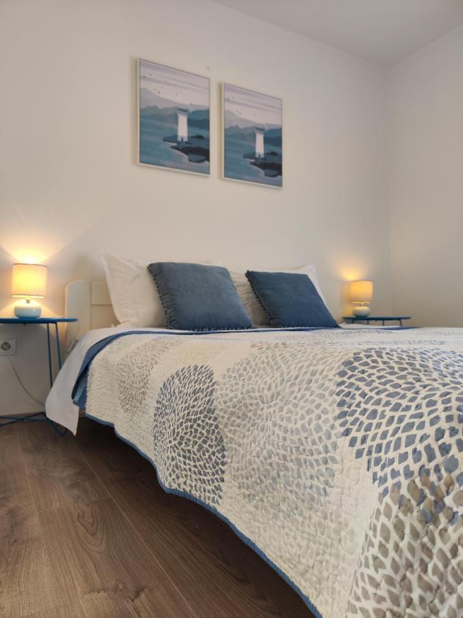 Jelsa Blue Sea View Apartment ภายนอก รูปภาพ