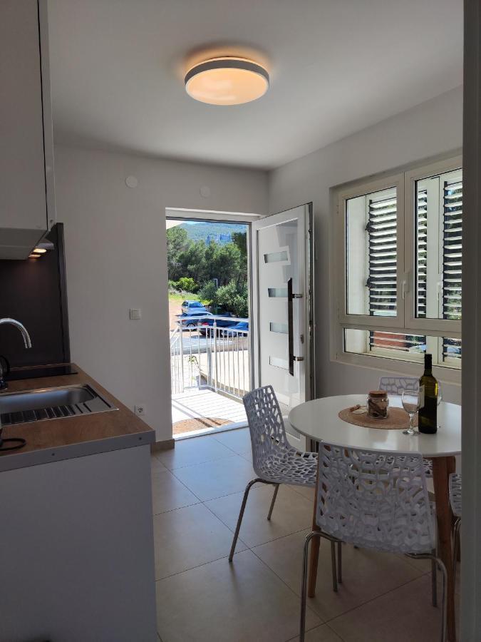 Jelsa Blue Sea View Apartment ภายนอก รูปภาพ