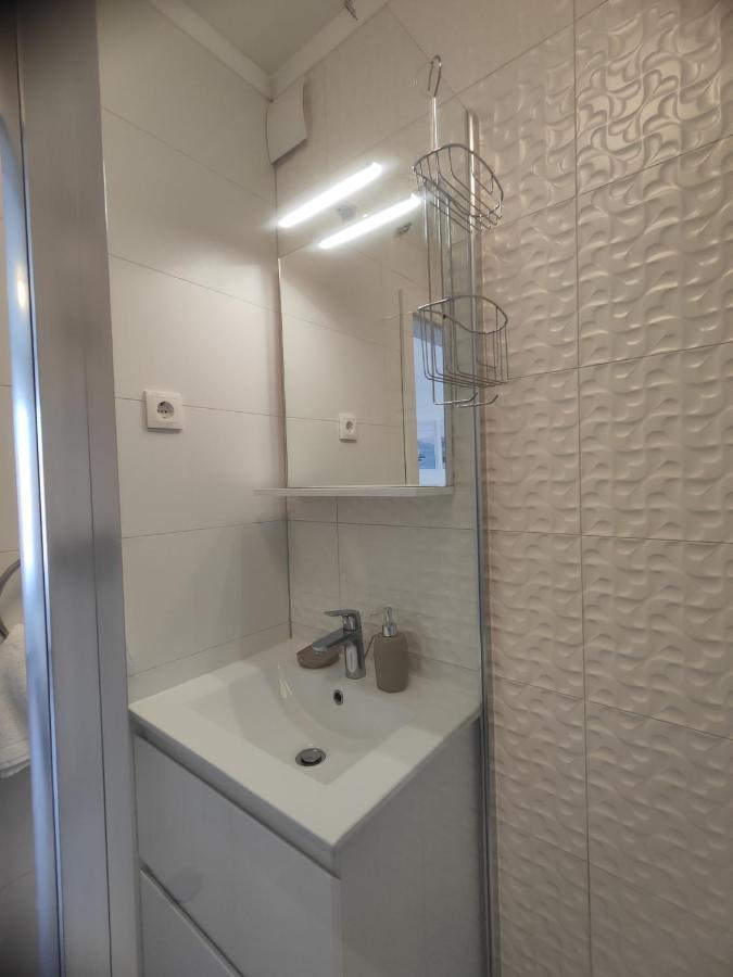 Jelsa Blue Sea View Apartment ภายนอก รูปภาพ