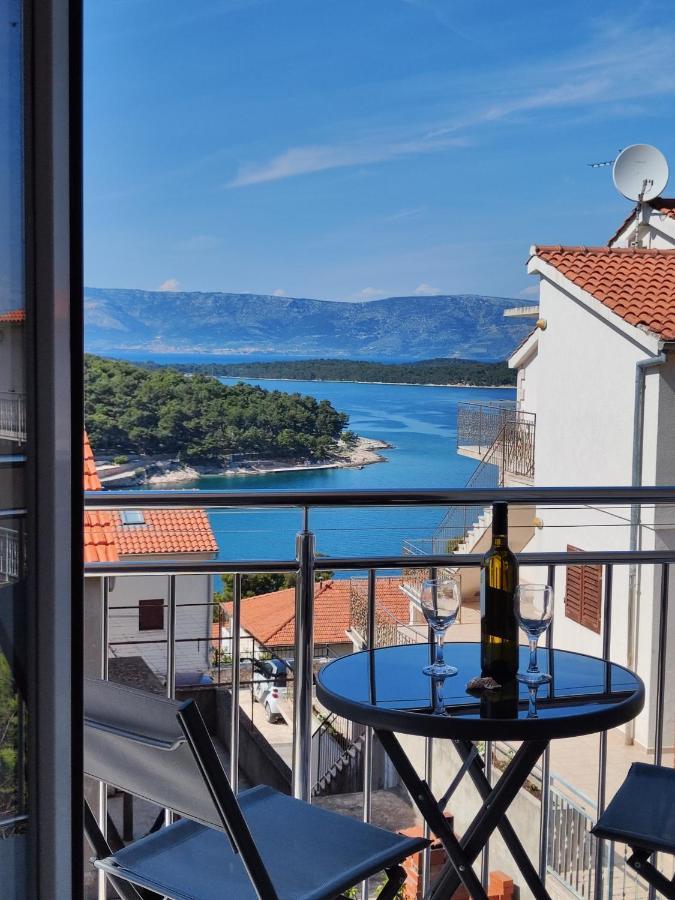 Jelsa Blue Sea View Apartment ภายนอก รูปภาพ